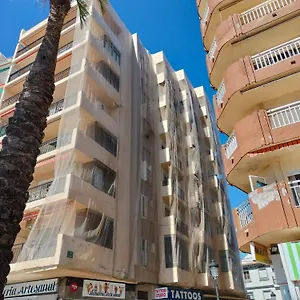  Apartamento El Yate In Front Of The Sea By 10tosea